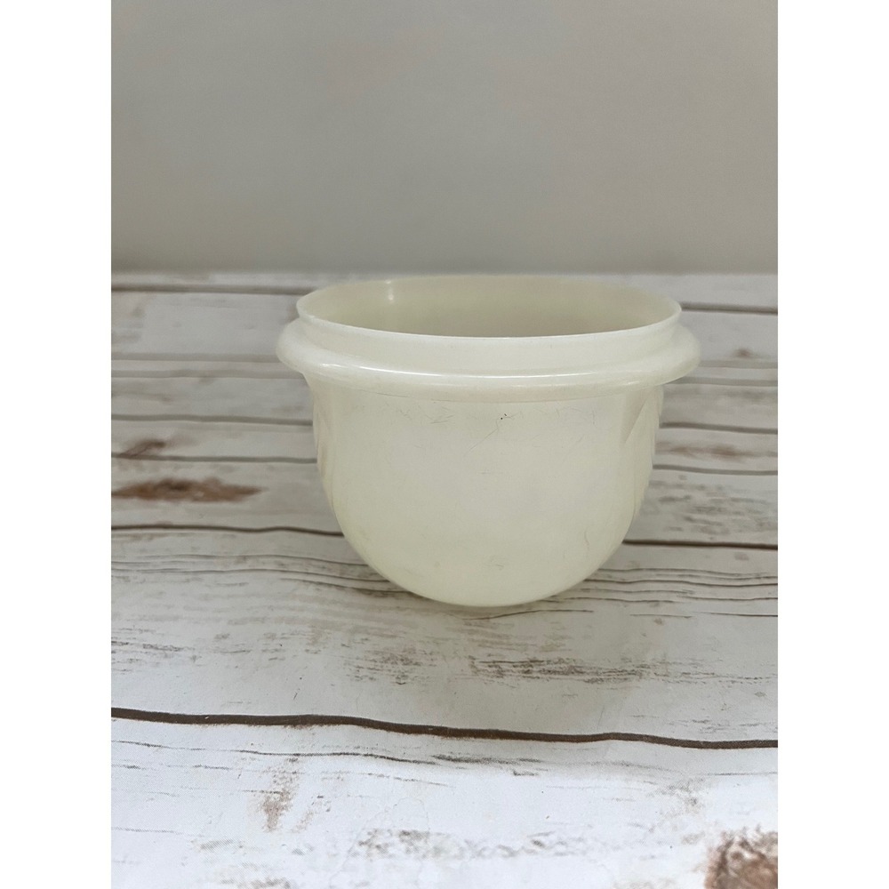 Tupperware Mixing Bowl White Vintage Plastic Round NO LID Small 5 inch